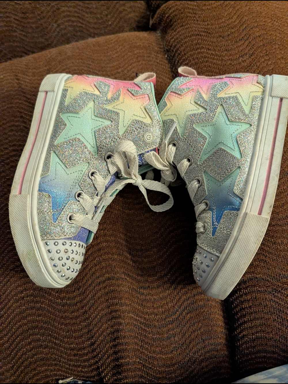 Skechers Kids Sneakers Sparkly Gray with Stars Accents